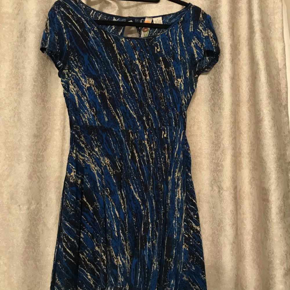Blue dress